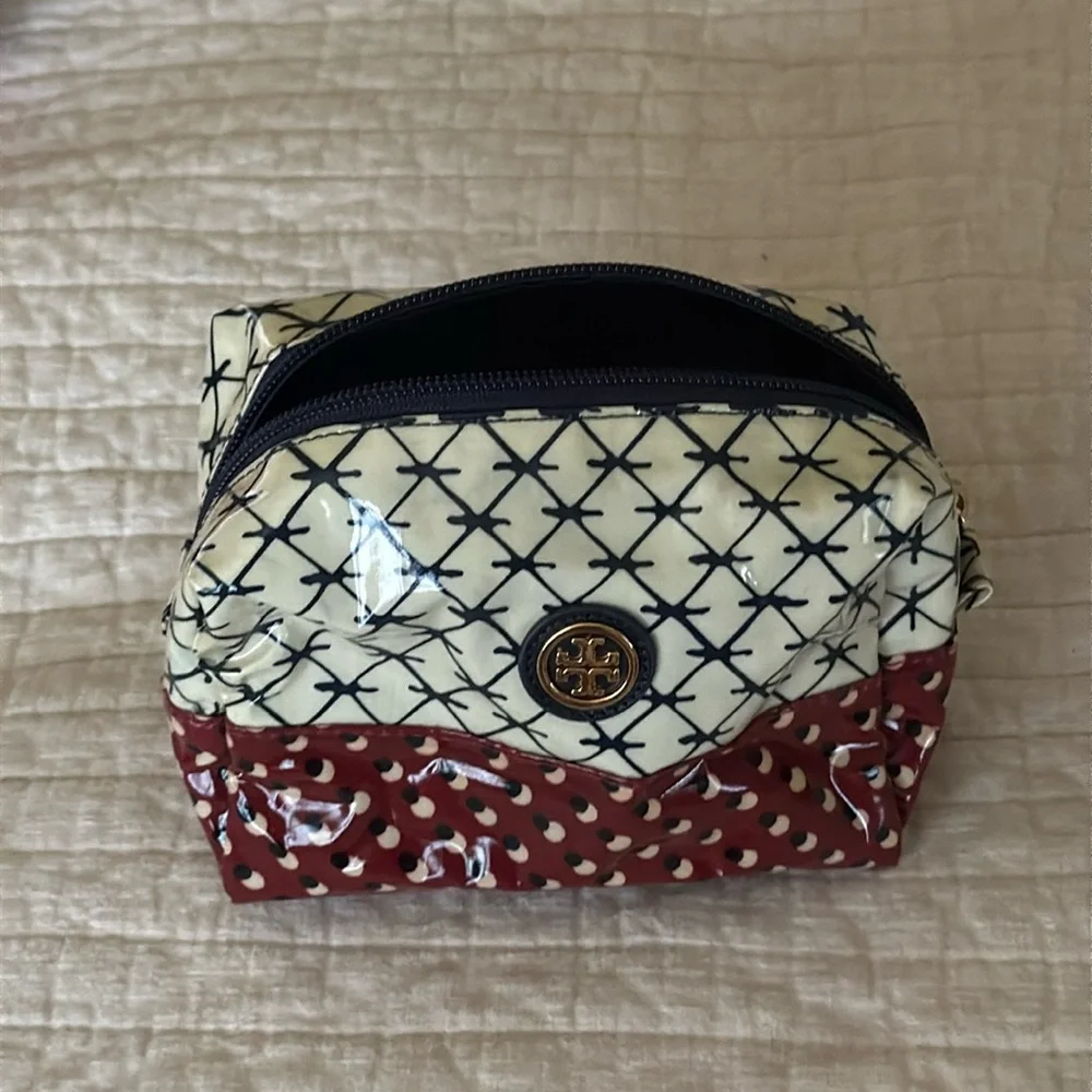 Tory Burch Makeup Bag - Picture 1 of 5